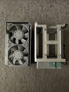 Apple 200920102012 Mac Pro 2008 3 1 Cooling Fans Brackets And Screws - Tested