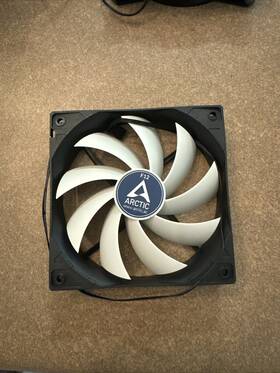 Acfan00200a Arctic F12 Pwm Pst Black 120 Mm Case Fan Quiet Motor Computer B-stock