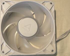Acfan09225a Arctic P12 Pro Reverse A-rgb 120mm White Case Fan 4-pin Fluid Bearing Multicolor