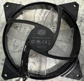 Df1402512rfhn Cooler Master Various Case Fans With Volume Discount
