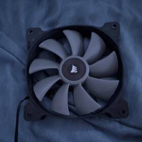 31-004091 Corsair 12v Brushless Case Fan Black Gray Plastic Computer Cooling