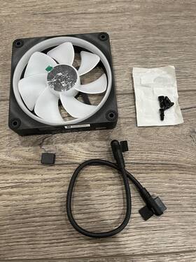 Co-9051049-ww Corsair Icue Link Lx120-r Rgb 120mm Pwm Reverse Fan Expansion - Blade
