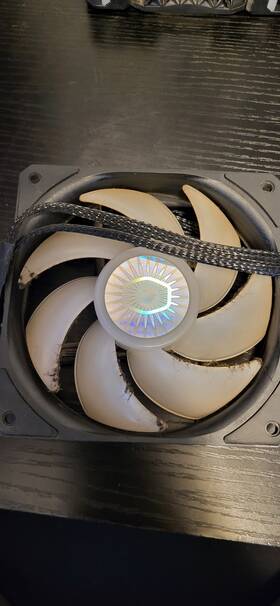 Cw9061001ww Corsair Qx120 Rgb 120mm Fans 2 Pack And Coolermasteer Fan 1