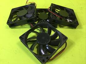 Dc Brushless Fan Py-6015h12s Py8015m12s Lot Of 4x Fans Py-8015m12s