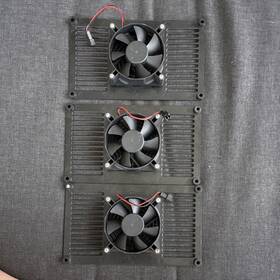 Deb922012s Dongguan Xuheng Electronics Ltd. 92mm 12v Ball Bearing Case Fans Set Of 3 2-pin