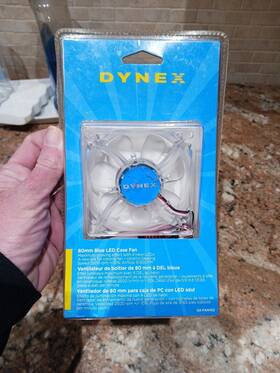Dynex 600603115332 - 80mm Blue Led Case Fan Computer Dx-fan102