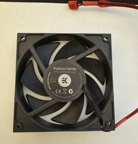Ffs-120 Ekwb Ffs120 Ek Furious Vardar Evo 120mm Pc Case Fan 4-pin Pwm 3000rpm Black 12v