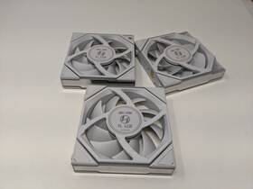 Lian Li 840353045187 Missing Acc Uni Fan Tl Lcd 120 Reverse Blade White Triple 3-pack 899a