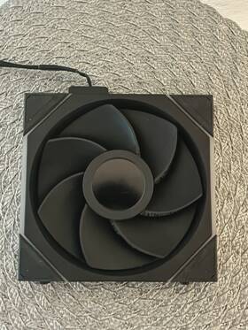 G99.12rtllcd1b Lian Li 1x 140mm Tl Lcd Black Fan Reverse Blade