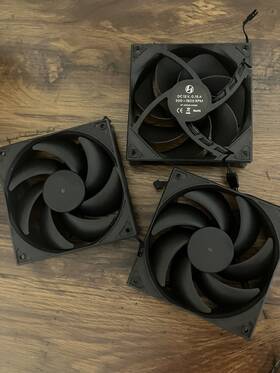 Gf-1204r-000b Lian Li Lot Of 3 120mm Black 4-pin Case Fans 300-1800 Rpm