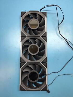 Lqle0327b1738120x3 Lian Li Sl Lcd Uni Fan Lqle0327b1738 120x3 Fans With Wireless Link