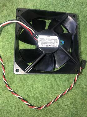 3610kl-04w-b66 Nmb 6985r Fan. 12v. 0.56a. 3 Pin