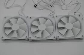 Rf-r12tf-w1-3-fan Nzxt F120 Rgb Triple Pack 3x120mm Read Desc Pc1742098