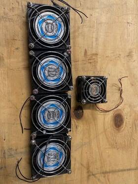 Sf11580at Sunon Lot Of 4 Fans With 1 Smaller Fan