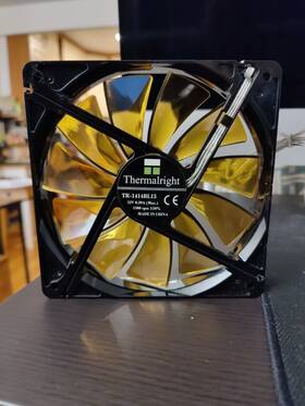 Tr-1414bl15 Thermalright Tr1414bl15 Performance 140mm 3-pin Fan 1500 Rpm 12v Transparent