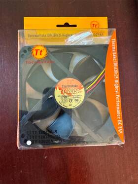 Tt-12025a Thermaltake 839280002806 Technology - 120mm Double Ball Bearing Case Fan