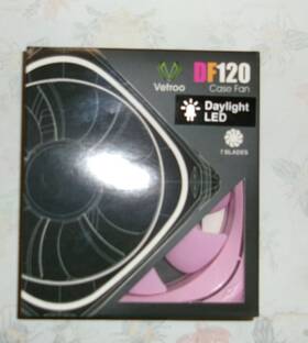 Df120 Vetroo 609015786352 Pink 7 Blade Pc Case Fan With Daylight Led 4 Pin Interface Molex