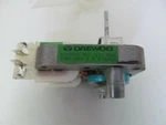 Daewoo , MW10XA-R01 Microwave Motor W/fan 120V 60 Hz 0.3 Amp. Fixed Price $21.95.